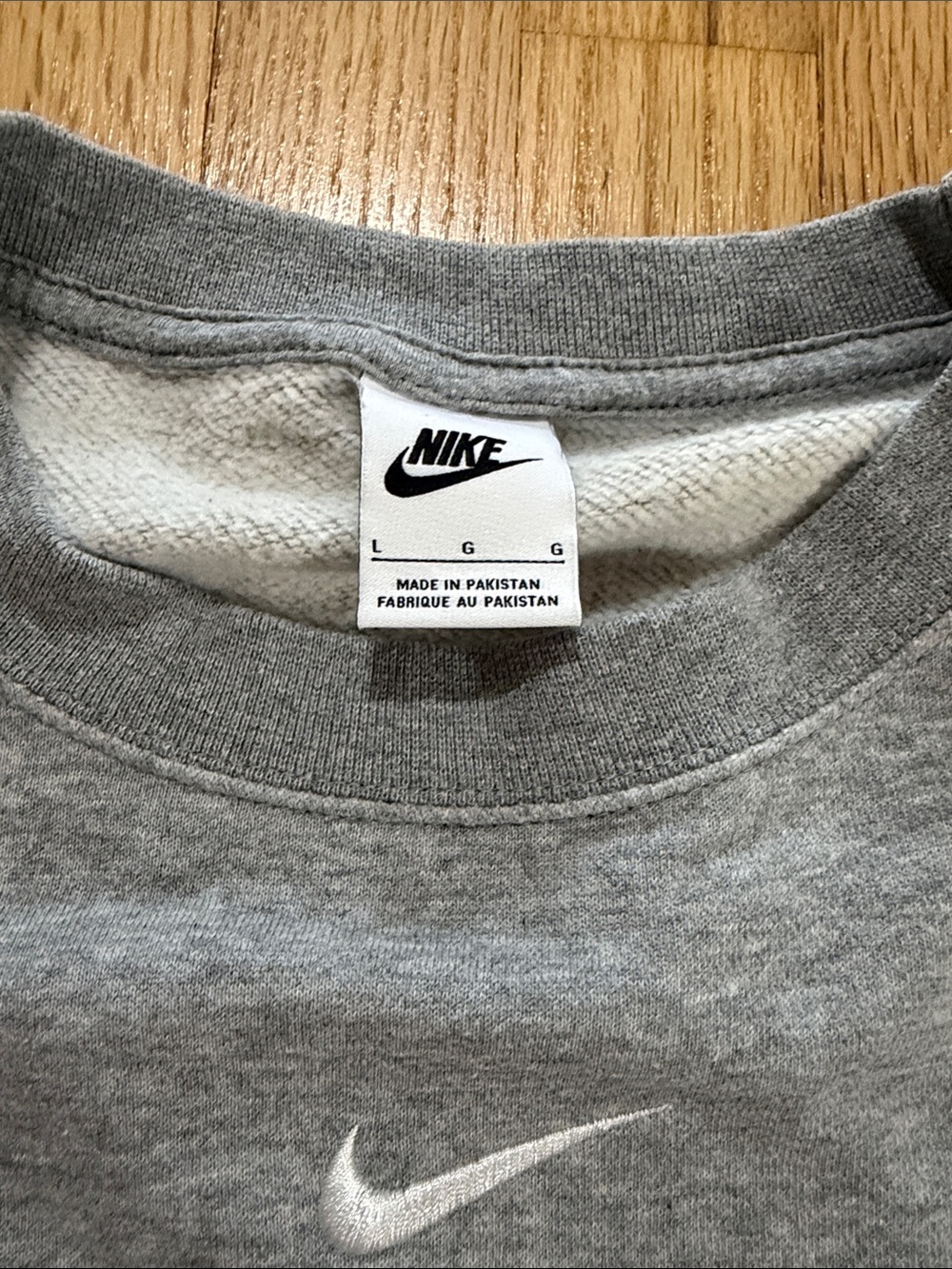 Nike Sportswear Gray Phoenix Fleece Over-Oversized Crew-Neck Sweatshirt Sz L - Picture 2 of 7